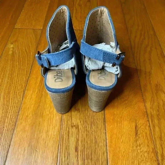 Diba Blue Suede Peep Toe Laser Cut Booties - Picture 5 of 10